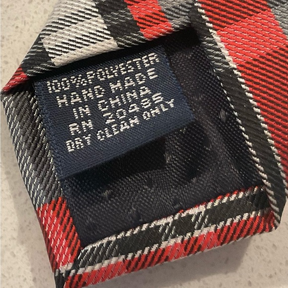 Pierre Cardin Christmas Plaid Tie 100% Polyester Great Condition Wonderful Piece - Picture 4 of 5